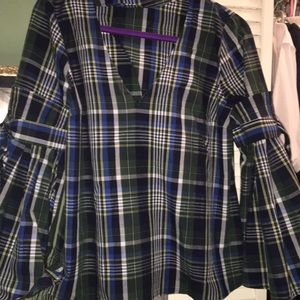 Gianni Bini plaid top with bell sleeves